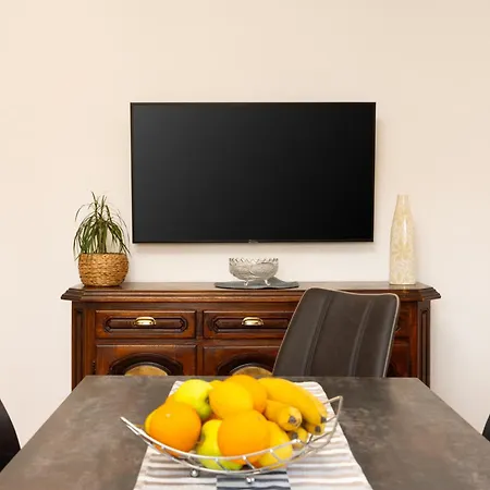 Artistic Luxury Flat With Colosseum View Apartamento *