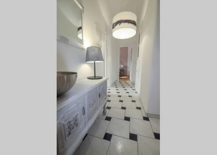 Artistic Luxury Flat With Colosseum View Pula