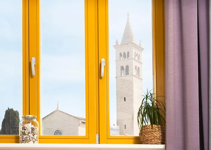 Artistic Luxury Flat With Colosseum View Daire