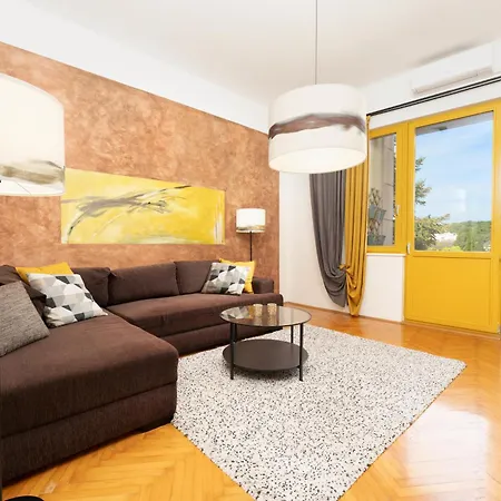Artistic Luxury Flat With Colosseum View Pula