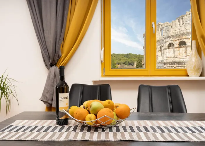 Artistic Luxury Flat With Colosseum View *