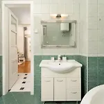 Artistic Luxury Flat With Colosseum View Apartamento *