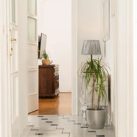 Artistic Luxury Flat With Colosseum View 풀라